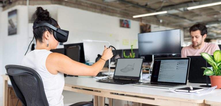 Naše virtualne ture prilagođene su svim uređajima i VR naočarima